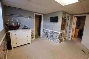 9080 S 570 E, Sandy, UT 84070 - Photo 27