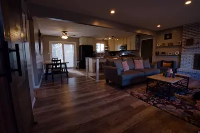 9080 S 570 E, Sandy, UT 84070 - Photo 9