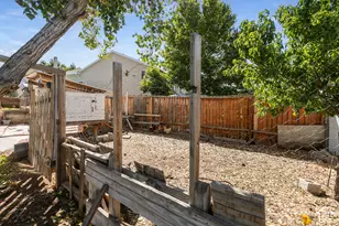 1215 E 900 N, Tooele, UT 84074 - Photo 21