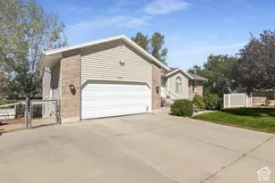1215 E 900 N, Tooele, UT 84074 - Photo 3