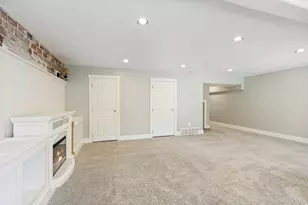 1137 E Holmes Creek Ln, Layton, UT 84041 - Photo 3