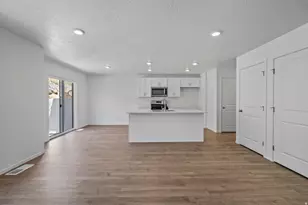 2271 W Wolverine Way, Washington, UT 84780 - Photo 5