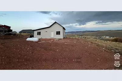 356 W Hawk Cir, Garden City, UT 84028 - Photo 11