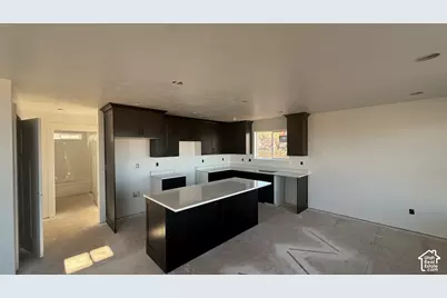 356 W Hawk Cir, Garden City, UT 84028 - Photo 5