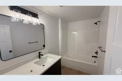 356 W Hawk Cir, Garden City, UT 84028 - Photo 7