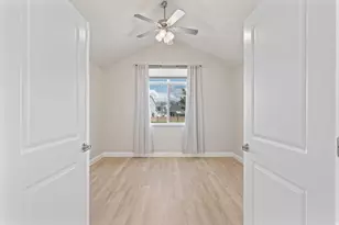 5414 W Copper Gulch Ln, Herriman, UT 84096 - Photo 9