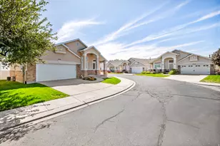 446 E Green Haven Dr S, Midvale, UT 84047 - Photo 41