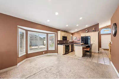 446 E Green Haven Dr S, Midvale, UT 84047 - Photo 15
