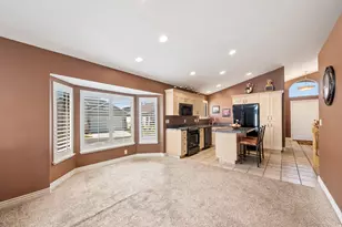 446 E Green Haven Dr S, Midvale, UT 84047 - Photo 13