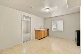 8019 S Madison Nan Dr, West Jordan, UT 84081 - Photo 25
