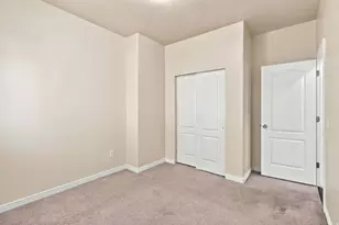 8019 S Madison Nan Dr, West Jordan, UT 84081 - Photo 23