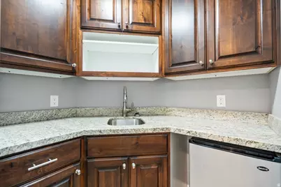 1123 S Wildflower Ln, Mapleton, UT 84664 - Photo 59