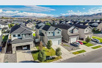 1357 E Reichert St, Eagle Mountain, UT 84005 - Photo 35