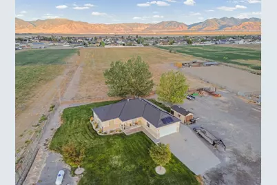 415 S Worthington St, Grantsville, UT 84029 - Photo 37