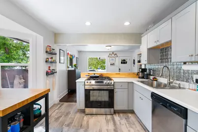 658 N 900 W, Salt Lake City, UT 84116 - Photo 9