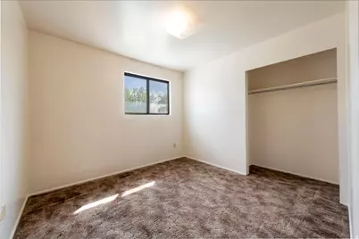 879 E Daisy St, Sandy, UT 84094 - Photo 9