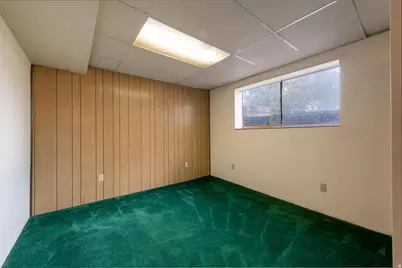 879 E Daisy St, Sandy, UT 84094 - Photo 19