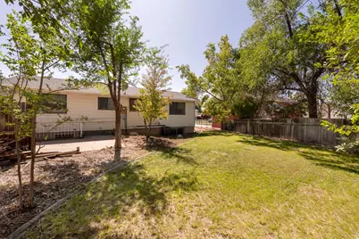 879 E Daisy St, Sandy, UT 84094 - Photo 23
