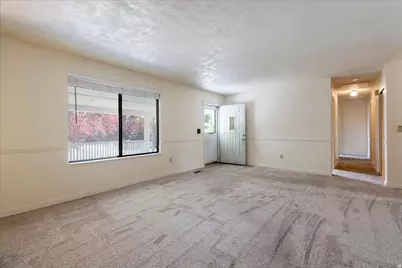 879 E Daisy St, Sandy, UT 84094 - Photo 7