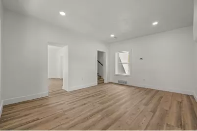 110 W Clark St, Grantsville, UT 84029 - Photo 5