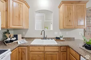 3689 E Rock Creek Rd, Eagle Mountain, UT 84005 - Photo 23