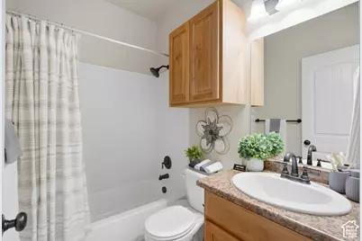3689 E Rock Creek Rd #N1, Eagle Mountain, UT 84005 - Photo 35