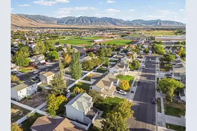 5482 Scarsborough Way, Stansbury Park, UT 84074 - Photo 27