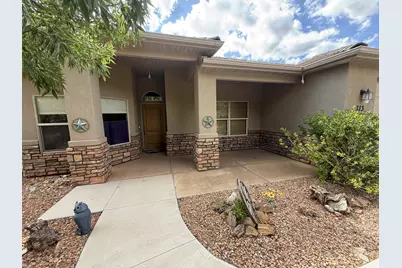 813 W Foothill Dr, Apple Valley, UT 84737 - Photo 7