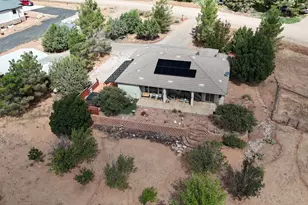 813 W Foothill Dr, Apple Valley, UT 84737 - Photo 39