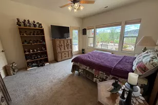 813 W Foothill Dr, Apple Valley, UT 84737 - Photo 27