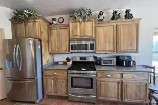 813 W Foothill Dr, Apple Valley, UT 84737 - Photo 15