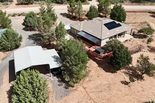 813 W Foothill Dr, Apple Valley, UT 84737 - Photo 5
