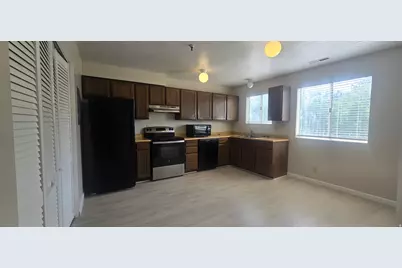 1118 E 6600 S #C6, Salt Lake City, UT 84121 - Photo 5