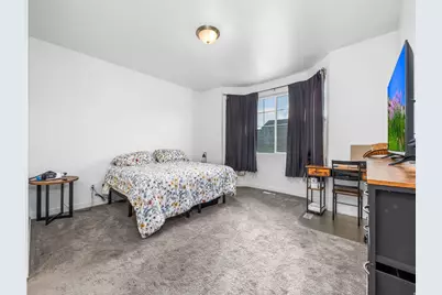 8056 S 6910 W, West Jordan, UT 84081 - Photo 11