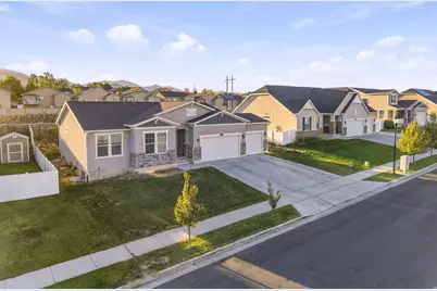8056 S 6910 W, West Jordan, UT 84081 - Photo 39