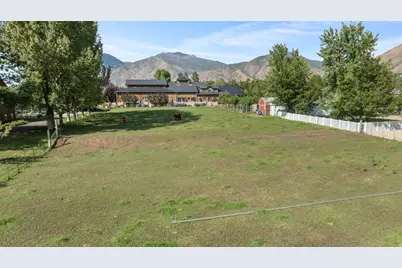 555 E 1600 S, Mapleton, UT 84664 - Photo 5