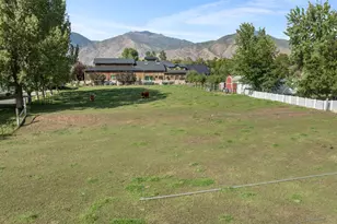 555 E 1600 S, Mapleton, UT 84664 - Photo 5