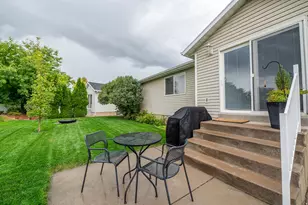 470 E Red Oak Dr N, North Logan, UT 84341 - Photo 31