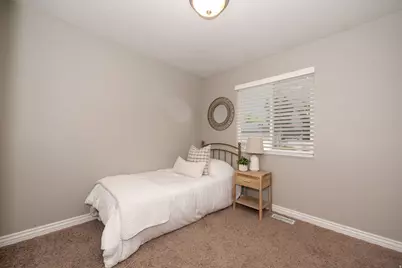 470 E Red Oak Dr N, North Logan, UT 84341 - Photo 19