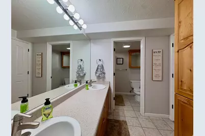 9845 N 6130 W, Highland, UT 84003 - Photo 15