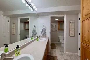 9845 N 6130 W, Highland, UT 84003 - Photo 15
