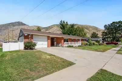 1079 E Hillcrest Dr, Springville, UT 84663 - Photo 5