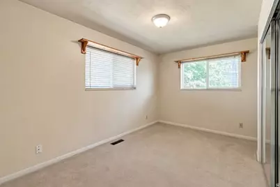 1079 E Hillcrest Dr, Springville, UT 84663 - Photo 19