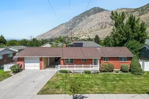 1079 E Hillcrest Dr, Springville, UT 84663 - Photo 3
