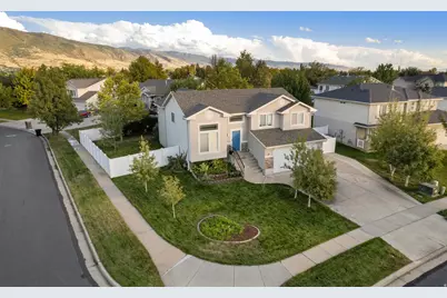 58 N Country Bend Rd, Farmington, UT 84025 - Photo 1