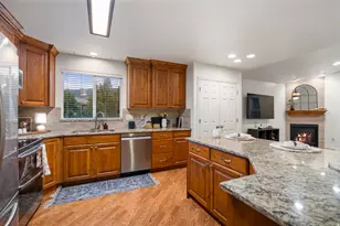 58 N Country Bend Rd, Farmington, UT 84025 - Photo 5