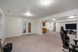 58 N Country Bend Rd, Farmington, UT 84025 - Photo 23