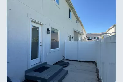 7051 N Golden Acres Dr E, Eagle Mountain, UT 84005 - Photo 9