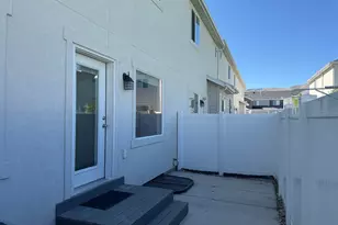 7051 N Golden Acres Dr E, Eagle Mountain, UT 84005 - Photo 9