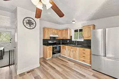 293 W 1225 N, Layton, UT 84041 - Photo 9